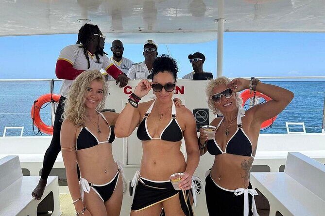 Ricks Cafe Party Cruise with Open Bar & DJ MONTEGO BAY RESORTS - From Montego Bay Pickup to Negril Timing