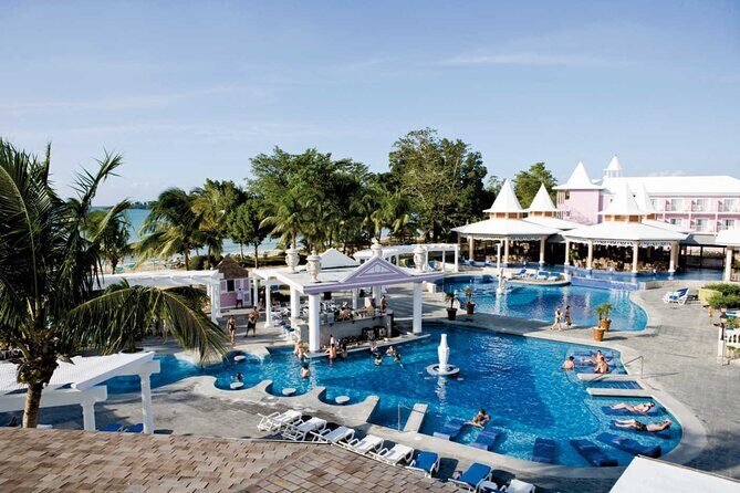 Riu Palace Tropical Bay Resort Private Airport Transfer - Why this Montego Bay to Riu Palace Tropical Bay transfer is such a time-saver