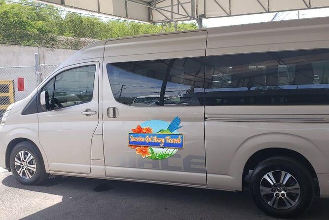 Sandals South Coast Private Transfers from Montego Bay Airport - Mobile tickets and confirmation: getting ready without paperwork headaches
