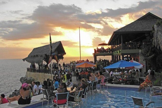 Seven Mile Beach and Rick’s Cafe Private Tour - Private, air-conditioned transport from Montego Bay area