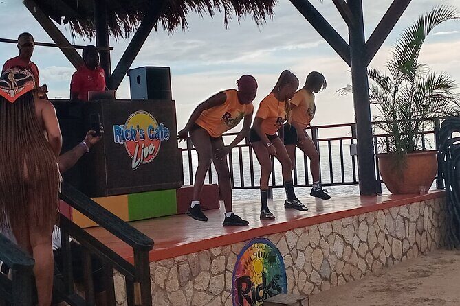 Seven Miles Beach in Negril and Ricks Cafe from Montego Bay - Practical tips that make this day smoother