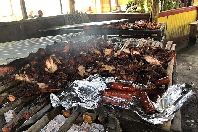 Sightseeing and Shopping Tour in Montego bay - Lunch at authentic Jamaican spots: plan for a quick but tasty stop