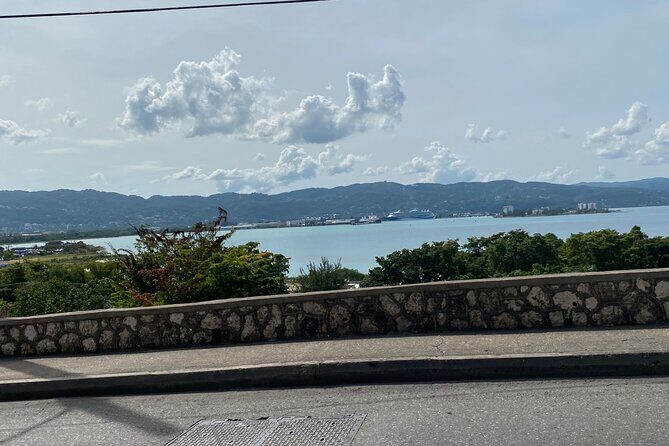 Street Executive Tours And Chauffeur Service Jamaica - Who This Transfer Fits Best (and Who Might Want Something Else)