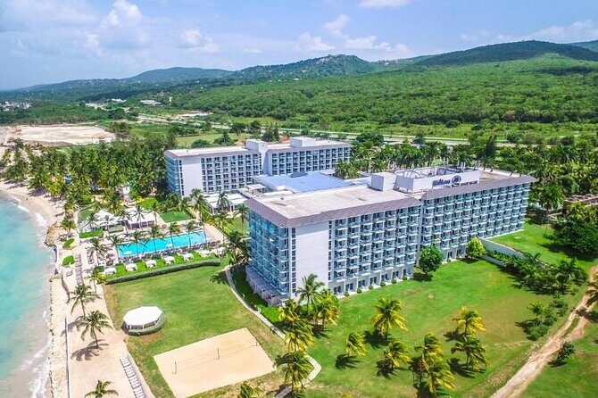 VIP Luxury Montego Bay Airport Transfer to Montego Bay/ Falmouth - Making Stops Without Breaking the Trip: Snacks, Supplies, and Photos
